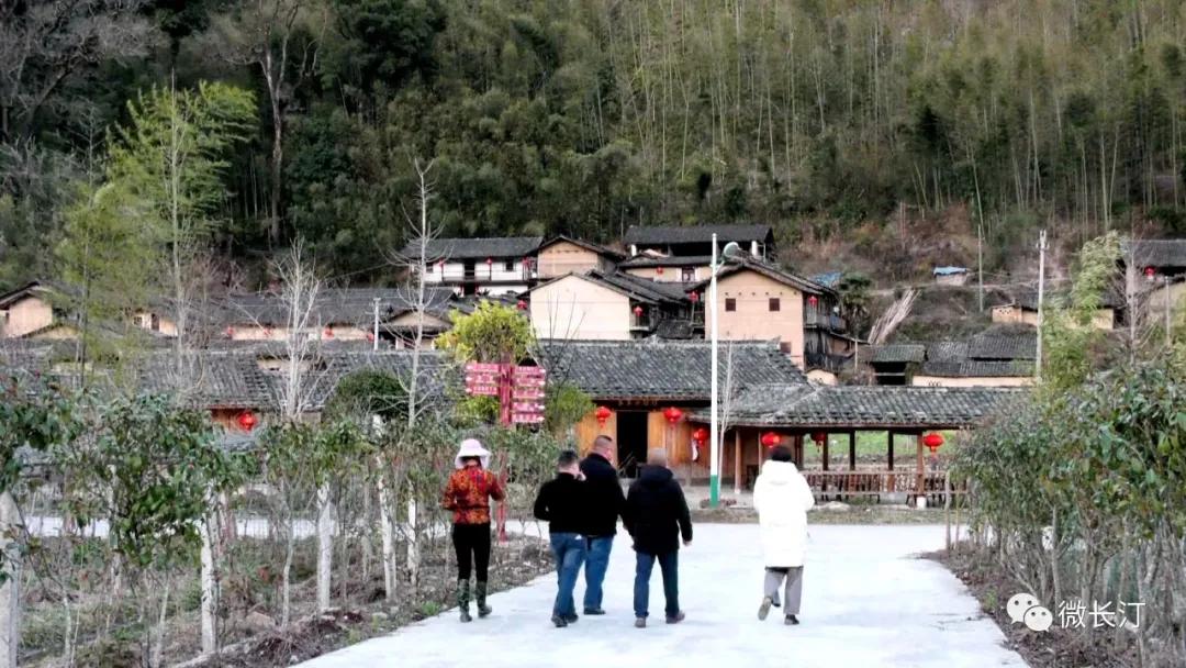 铁长乡领导团队引领地方发展跃上新台阶